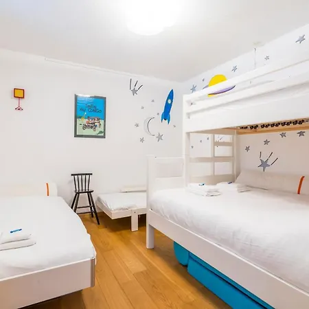 Refurbished Comfortable App 1min From The Sea