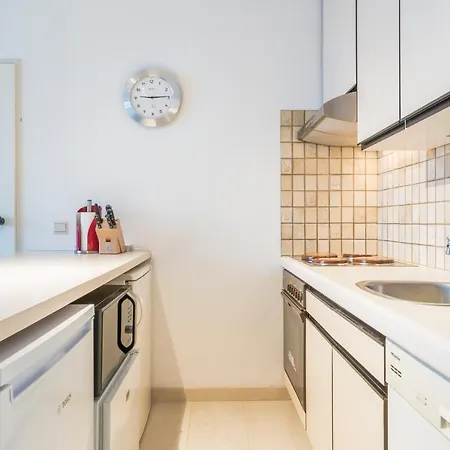 Refurbished Comfortable App 1min From The Sea Apartman Koksijde